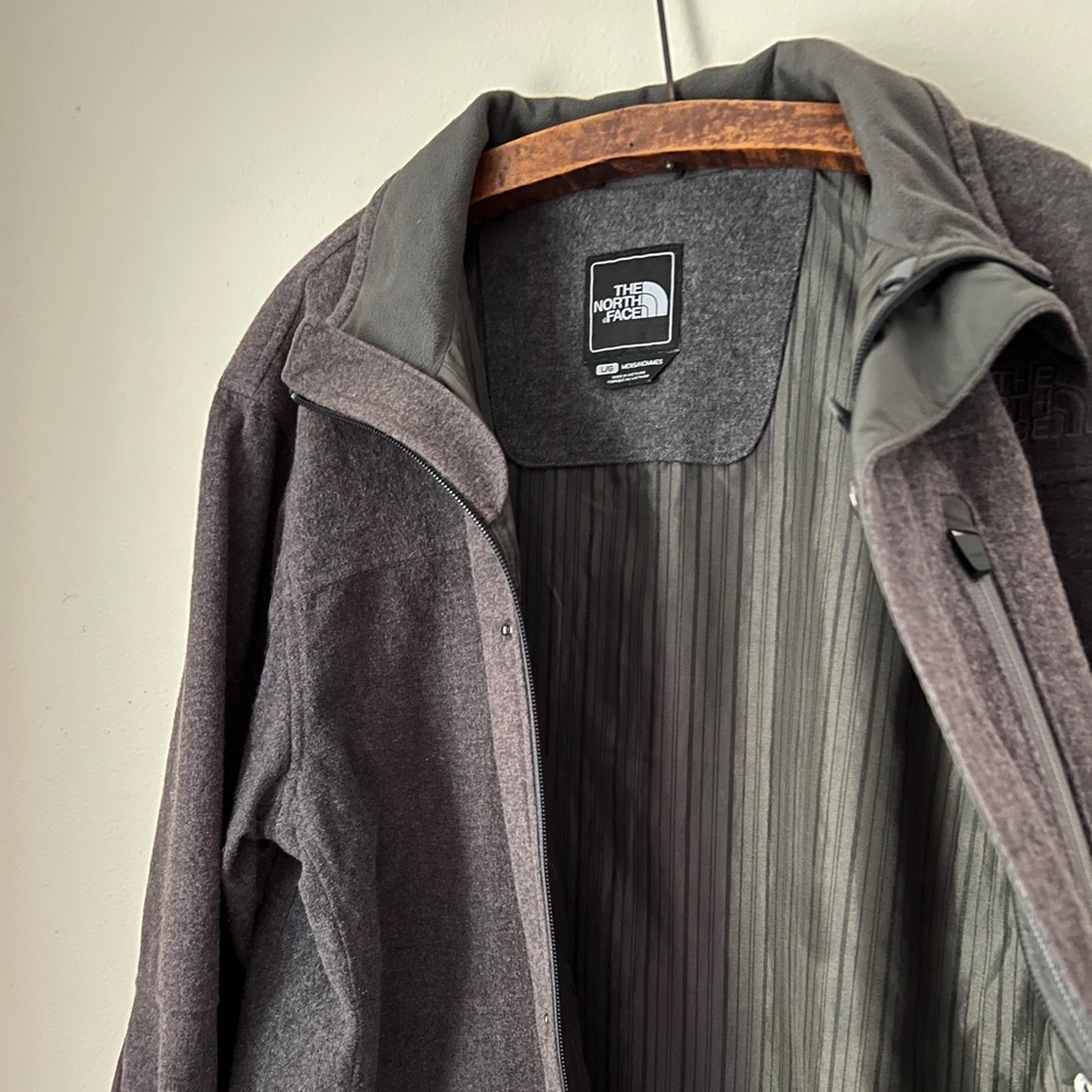The North Face Wool Gray Vintage Jacket with Striped Lining Zip Up Collared L - Picture 3 of 17